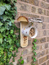 Load image into Gallery viewer, Air Bee & Bee