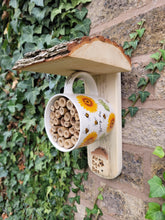 Load image into Gallery viewer, Air Bee and Bee