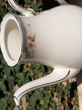 Load image into Gallery viewer, Teapot